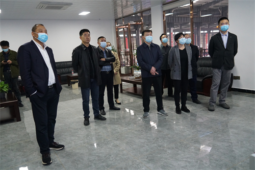 2021-11-20省發(fā)改委來(lái)張家界萬(wàn)眾實(shí)業(yè)集團(tuán)有限公司調(diào)研工作(省辦公室主任夏文斌、市發(fā)改委黨組書記龍維務(wù)）